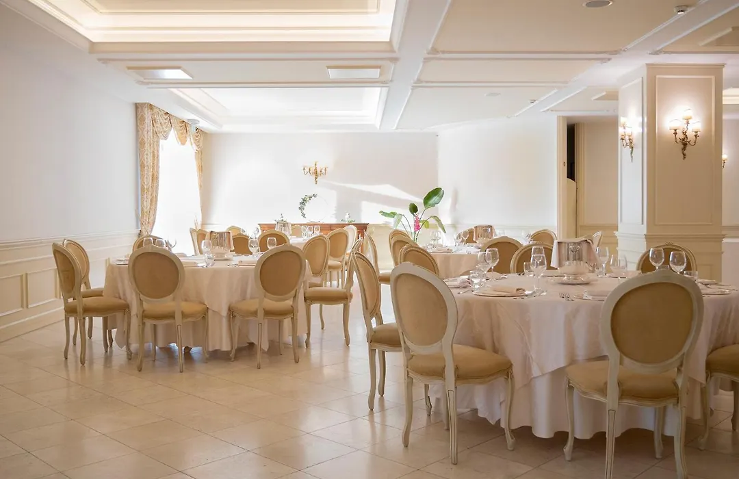 Hotel Villa Michelangelo-1