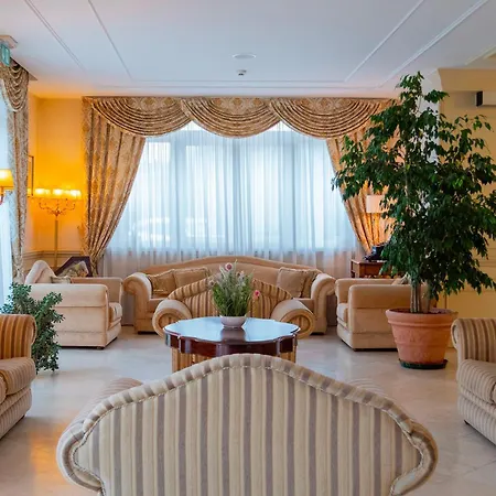 Hotel Villa Michelangelo-3